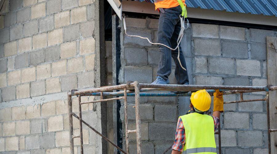 Expert Emergency Roof Repairs services in Brentwood, CA